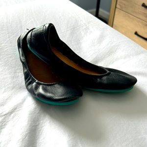 tieks by Gavrieli black flats shoe